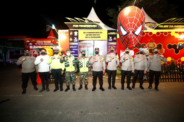 Cek Pospam di Tulungagung, Waka Polda Jatim : Waspada Terhadap Dinamiika Perkembangan Masyarakat, saat Cek Pospam di Tulungagung