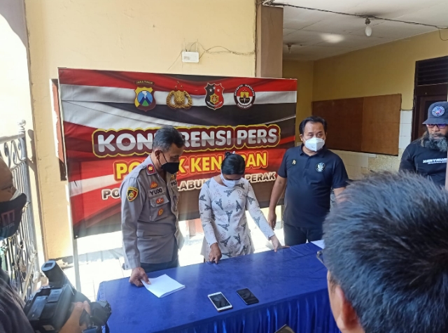 Pencuri Minyak Goreng dan Biscuit Ditangkap Polisi
