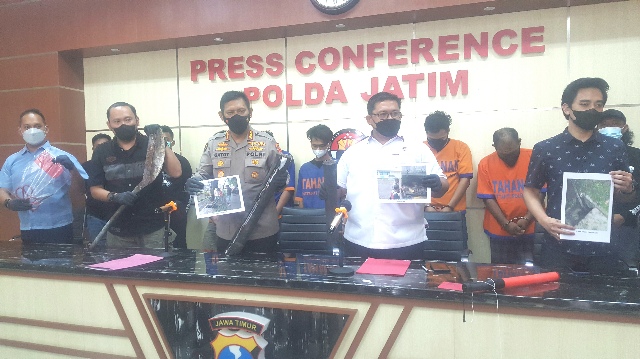 Polda Jatim Bekuk Komplotan Pencuri Kabel Telkom