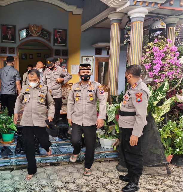 Jalin Sinergitas Ulama, Kapolres Magetan Silaturahmi ke KH.Hunaini