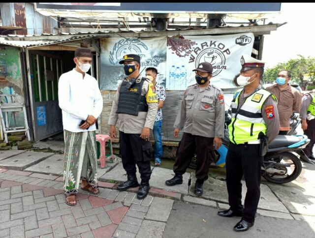 Operasi Yustisi Prokes 3 Pilar di Wilayah Polsek Wonocolo Surabaya