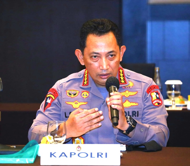 Kapolri Instruksikan Jajaran Gerak Cepat Bantu Warga Korban Gempa