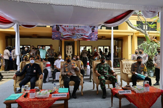 Vaksinasi Lanjutan di Malang Digelar Polda Jatim