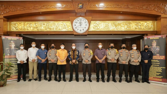 Jalin Kerjasama Menanggulangi Terorisme di Wilayah Jawa Timur Bersama Polda Jatim dan BNPT