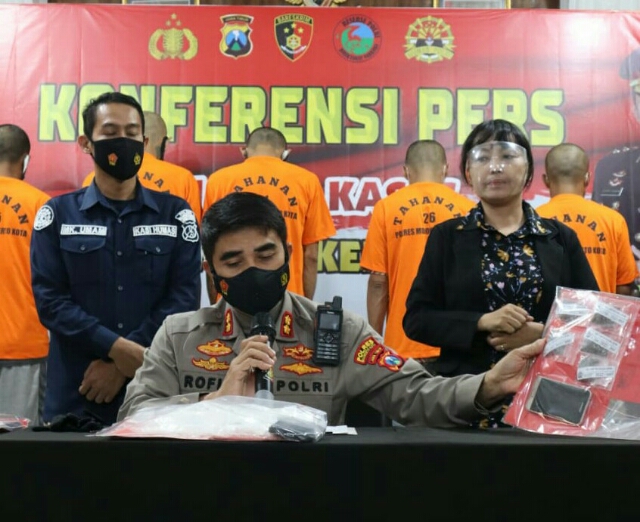 Polresta Mojokerto Berhasil Amankan Pengedar Sabu dan Puluhan Ribu Butir Pil Koplo dalam Komitmen Memerangi Narkoba