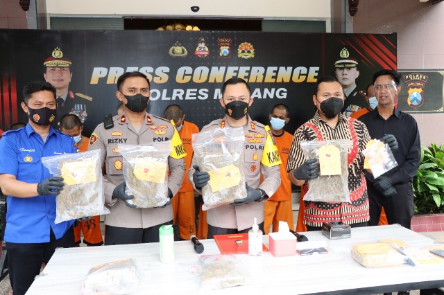 Polres Malang Bekuk Pengedar Narkoba Jaringan Malang – Sumatera
