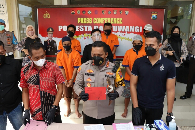 5 Orang Sindikat Pecurian Sapi di Banyuwangi Diciduk Polisi, Karena Mencuri 13 Ekor Sapi