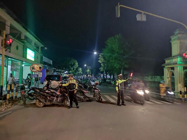 Polres Sumenep Turunkan 241 Personel, Dalam Menjamin Keamanan Pelaksanaan Sholat Tarawih