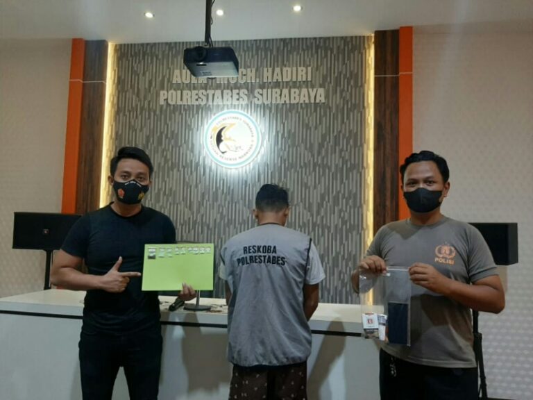 Pengedar Sabu dan Ganja Tertangkap Anggota Satresnarkoba Polrestabes Surabaya