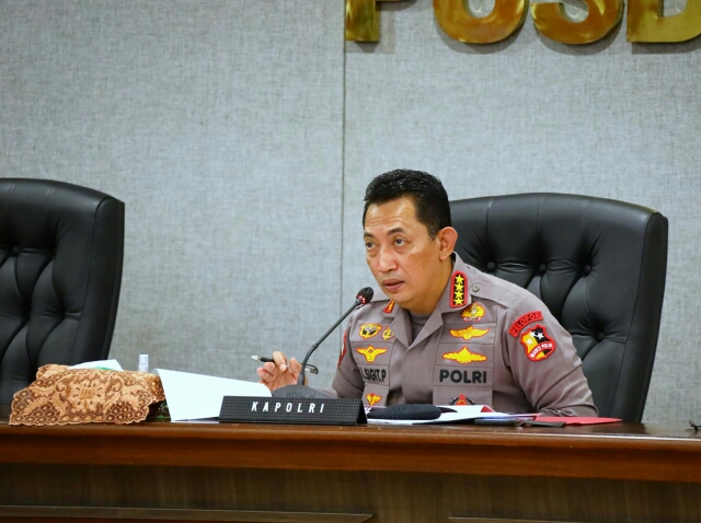Kapolri: “Kawal dengan Humanis, dan Jaga Kesucian Bulan Ramadan”. Saat Unjuk Rasa 11 April 2022