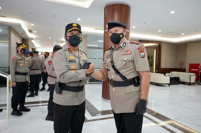Serah Terima Jabatan Dirpamobvit Polda Jatim dan Kenaikan Pangkat Pengabdian, Dipimpin Kapolda