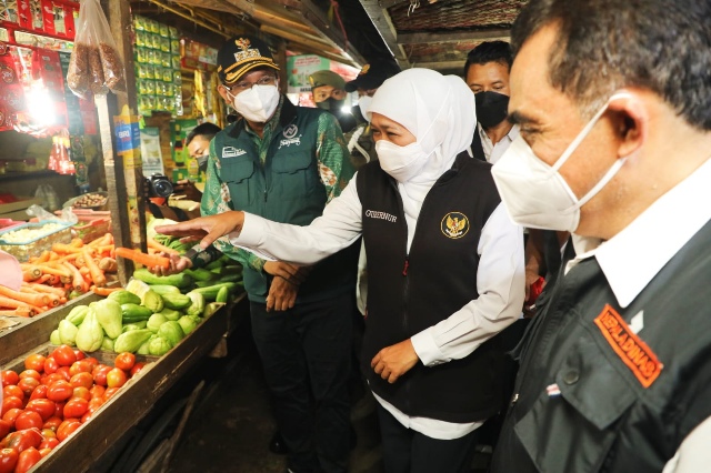 Khofifah Pastikan Suplai dan Harga Bahan Pokok Stabil, Kecuali Migor Curah