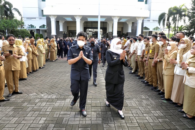 Gubernur Khofifah Terbitkan SE Penetapan Jam Kerja ASN di Bulan Ramadhan 1443 H