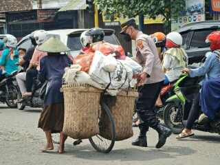 Polres Tulungagung Pertebal Personil di Lapangan Hadapi Arus Balik Lebaran