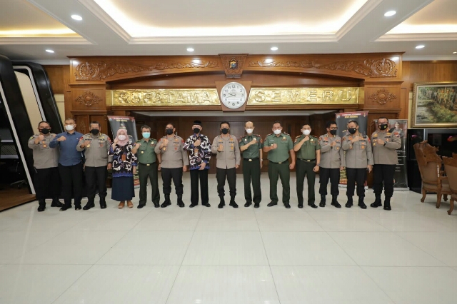 Wujudkan Sinergitas Polri dengan Stakeholder, Polda Jatim lakukan MOU dengan Universitas Wijaya Kusuma dan Perum Perhutani Divre Jatim