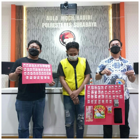 Warga Ketintang Diringkus Anggota Satresnarkoba Polrestabes Surabaya, dalam Kasus Peredaran Narkoba