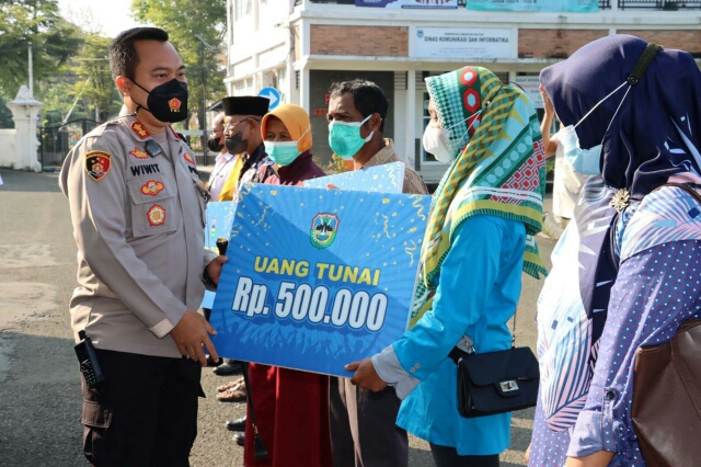 Polres Pacitan Raih Penghargaan dari Komnas Anti Kekerasan Terhadap Perempuan dan Anak Indonesia