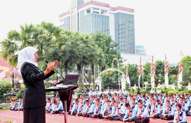 Khofifah Bekali Siswa SMA Taruna Nusantara Kunci Sukses Menjadi Seorang Pemimpin