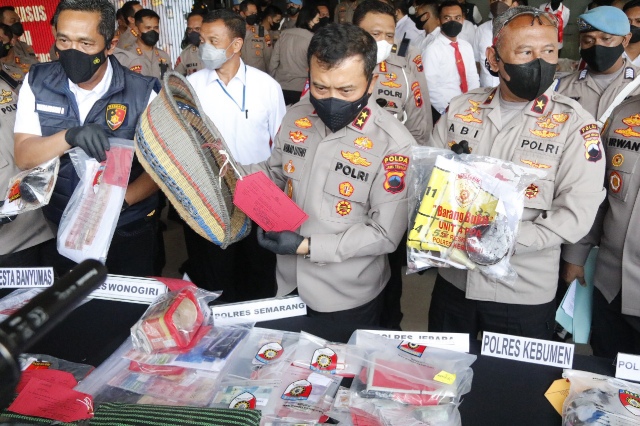 Kurun Waktu 7 Bulan Polda Jateng Amankan Ratusan Pelaku Judi
