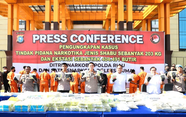 Prestasi Terbesar Selama 4 Hari Polda Riau dalam Ungkap Kasus Narkoba