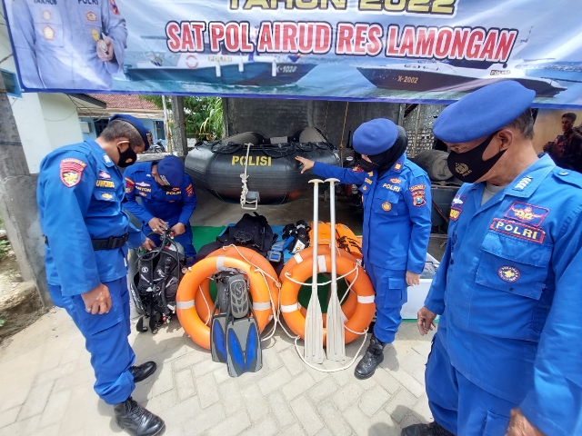 Satpolairud Polres Lamongan Dirikan Posko SAR dalam Antisipasi Bencana
