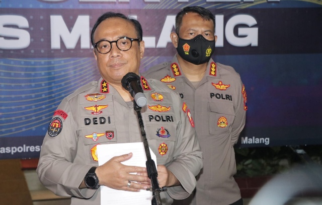 Polri Akan Usut Tuntas Kerusuhan Di Luar Stadion Kanjuruhan