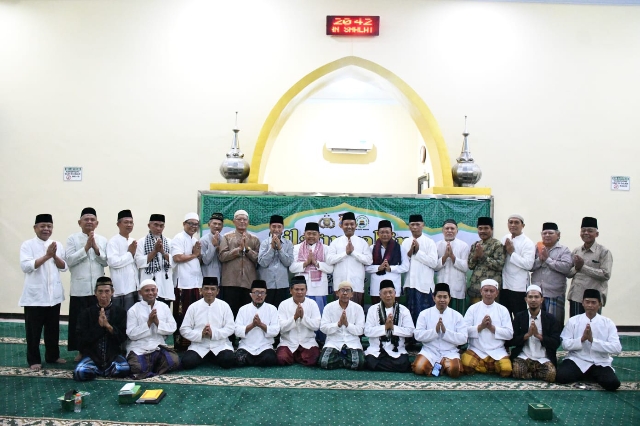 Polres Madiun Kota Bersama DMI Jaga Kondusifitas Gelar Istighotsah