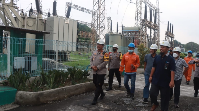 Kapolresta Sidoarjo Tinjau UIT PLN Taman, untuk Memastikan Pasokan Listrik Aman Jelang KTT G20
