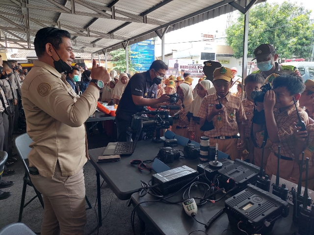 Dorong Siswa Jadi Pelopor Keselamatan Lalu Lintas, dalam Gelar Open House di Polres Nganjuk