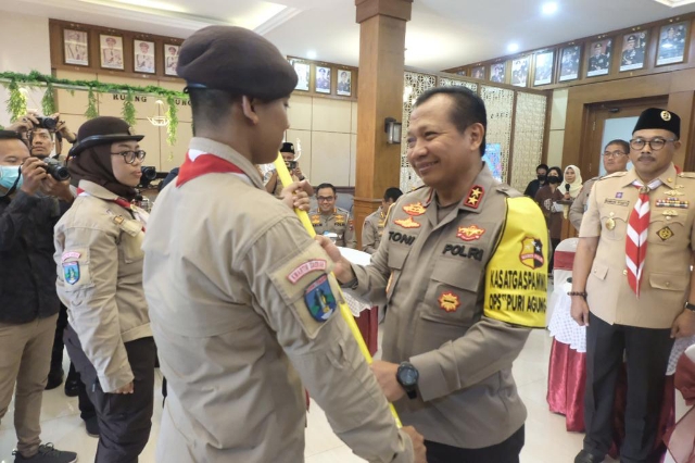 Kontingen Pramuka Saka Bhayangkara Ikuti Pertikaranas, dan Dilepas oleh Kapolda Jatim