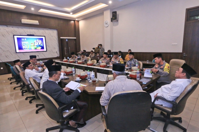 Wujudkan Harkamtibmas Kondusif dalam Silaturahmi Polda Jatim dengan PWNU Jawa Timur