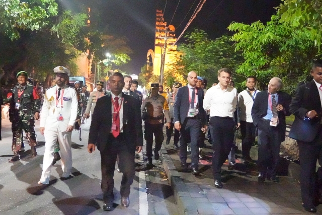 Kawal Pengamanan Presiden Prancis yang Jalan Kaki 2 Kilometer, Kapolda Bali Terjun Langsung