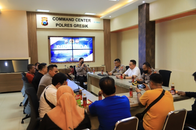 Kapolres Gresik Gelar Piramida bersama GOP, Wujud Sinergitas dengan Awak Media