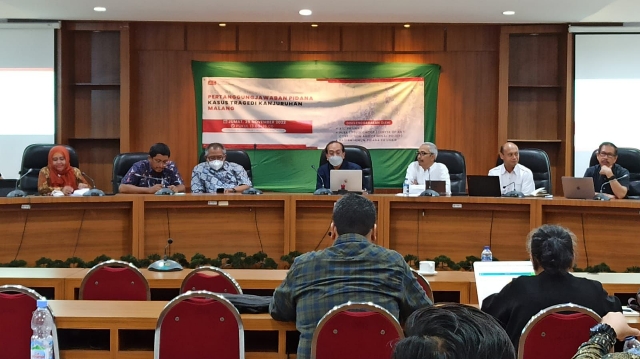 Menurut Pakar Hukum Pidana, Tegaskan Tragedi Kanjuruhan Bukan Pelanggaran HAM Berat ! Bukan Juga Pembunuhan Berencana