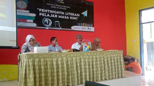 Kembangkan Kecakapan Pelajar Filter Informasi Zaman Internet, KLK Gelar Seminar Literasi