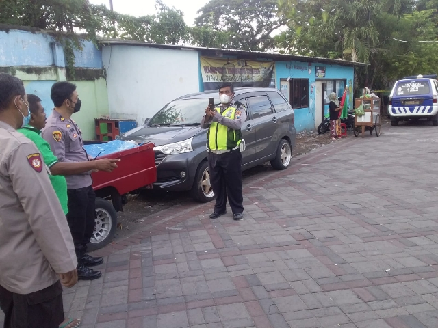 Polsek Tambaksari Bersama 3 Pilar Melaksanakan Giat Patroli Rutin Antisipsi Judi Burung Merpati di Karanggayam Surabaya 