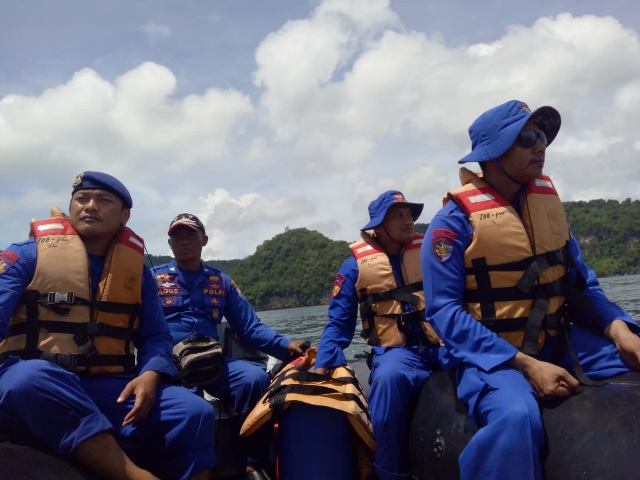 Polres Jember Lakukan Mitigasi Banjir Rob dalam Tanggap Bencana