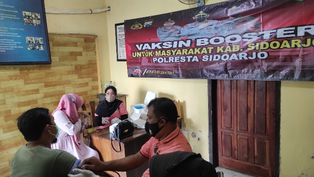 Polresta Sidoarjo Masifkan Vaksin Booster Jelang Libur Nataru