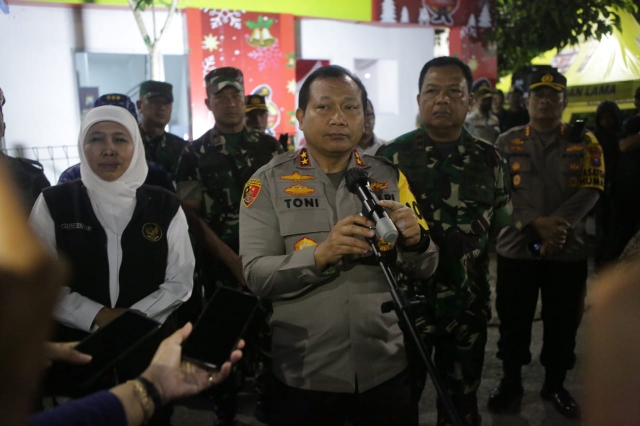Forkopimda Jatim Tinjau Penyekatan Pintu Masuk Surabaya saat Malam Pergantian Tahun 2023