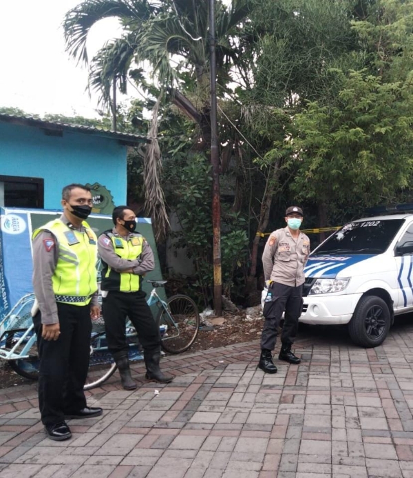 Polsek Tambaksari Polrestabes Surabaya bersama 3 Pilar Melakukan Patroli Rutin Antisipasi Judi Burung Merpati di Karanggayam Surabaya