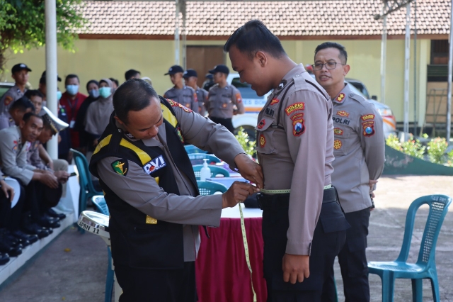 Laksanakan Sosialisasi Pola Hidup Sehat Bagi Anggota Polri dan ASN di RS Bhayangkara Bondowoso