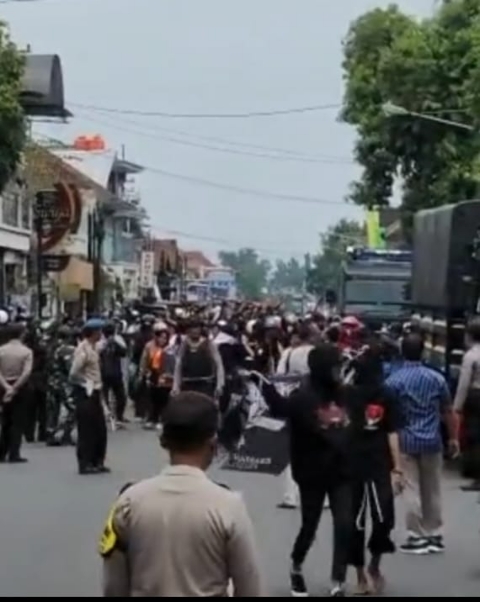 Aksi Solidaritas, Ratusan Anggota Pesilat Geruduk Mapolsek Babat