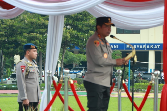 Kapolda Jatim Pimpin Upacara Peringatan HUT Satpam ke- 42 dengan Membacakan Amanat Kapolri
