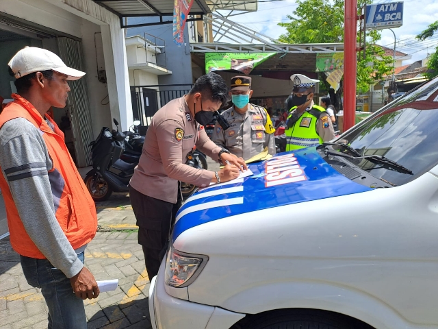 Polsek Tambaksari Polrestabes Surabaya Melaksanakan Operasi Rutin Tindak Pidana Ringan (TIPIRING)