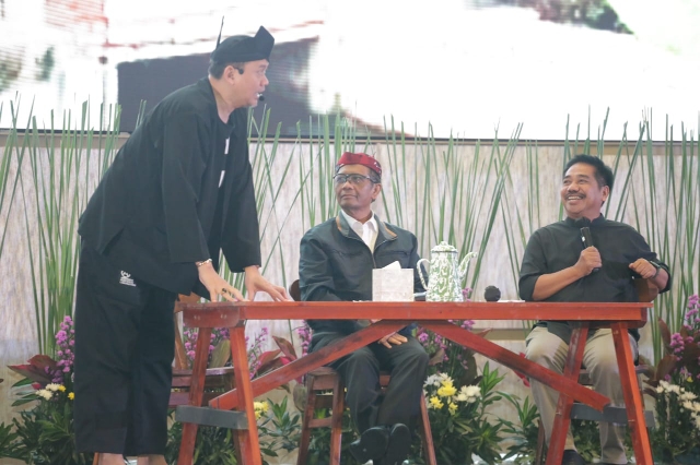 Forkopimda Jatim Hadiri Cangkrukan Bersama Menkopolhukam RI saat Menjelang Tahun Politik