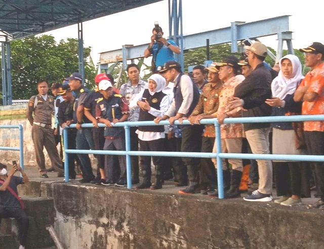 Tangani Banjir Lamongan, Bupati Yes Rekontruksi Pintu Air Sluis Kuro