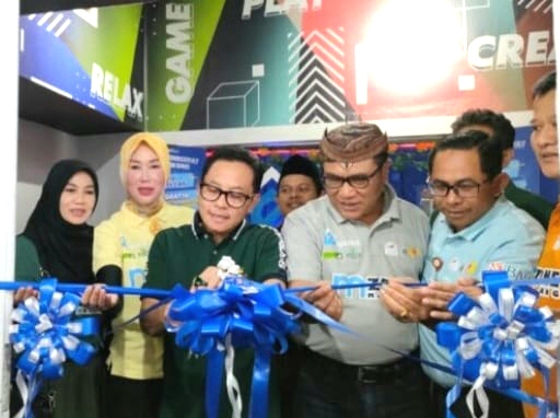 Walikota Malang Resmikan Rumah E-Sport dan UMKM Center