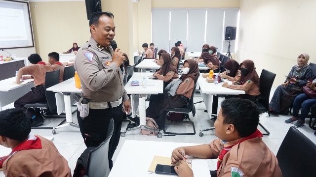 Polresta Sidoarjo Membuka Kelas Inspirasi Pelajar yang Inovatif