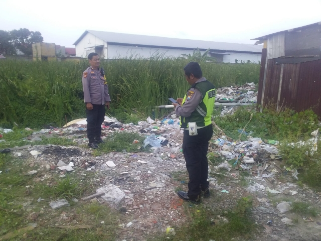 Polsek Tambaksari Polrestabes Surabaya bersama 3 Pilar Melaksanakan Patroli Rutin Antisipasi Judi Burung Merpati di Ploso Surabaya