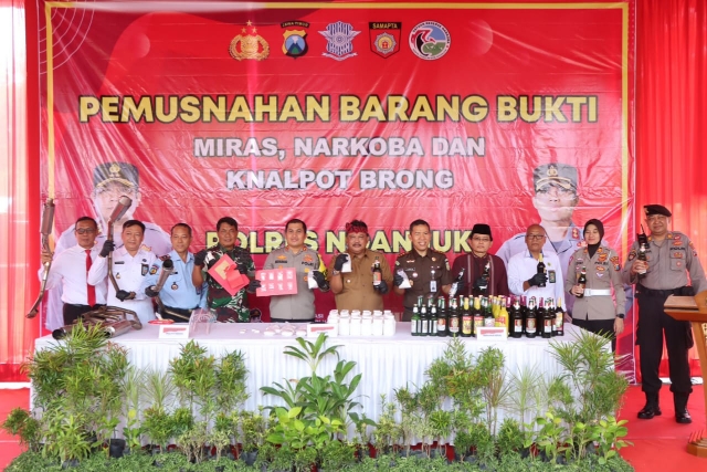 Musnahkan Barang Bukti Sitaan Narkoba, Miras dan Knalpot Brong dilakukan Polres Nganjuk